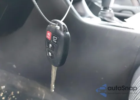 2015 Toyota Highlander Le Plus V6 from USA, damaged, VIN 5TDZKRFH3FS110355